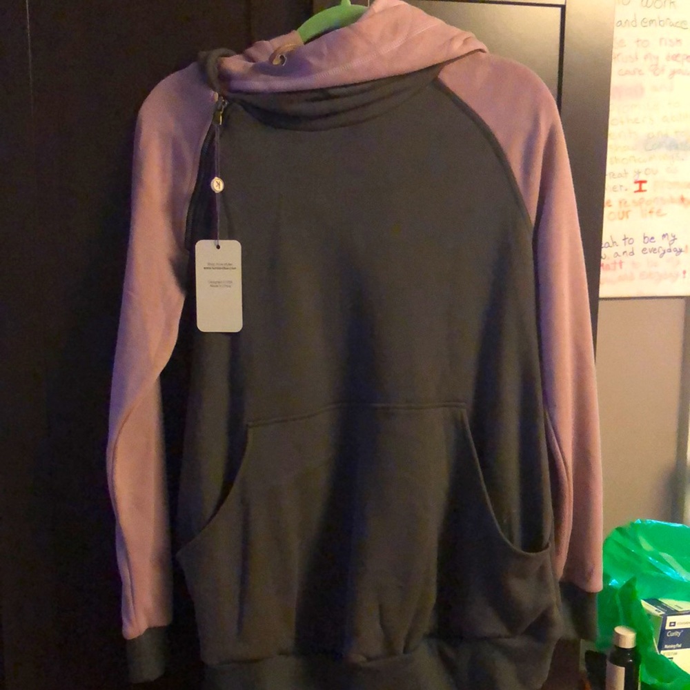 NWT maternity sweatshirt
